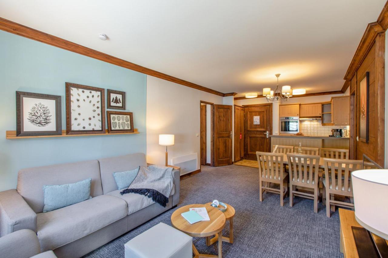 Two-Bedroom Apartment access to the outdoor pool,1019757136:JPEG