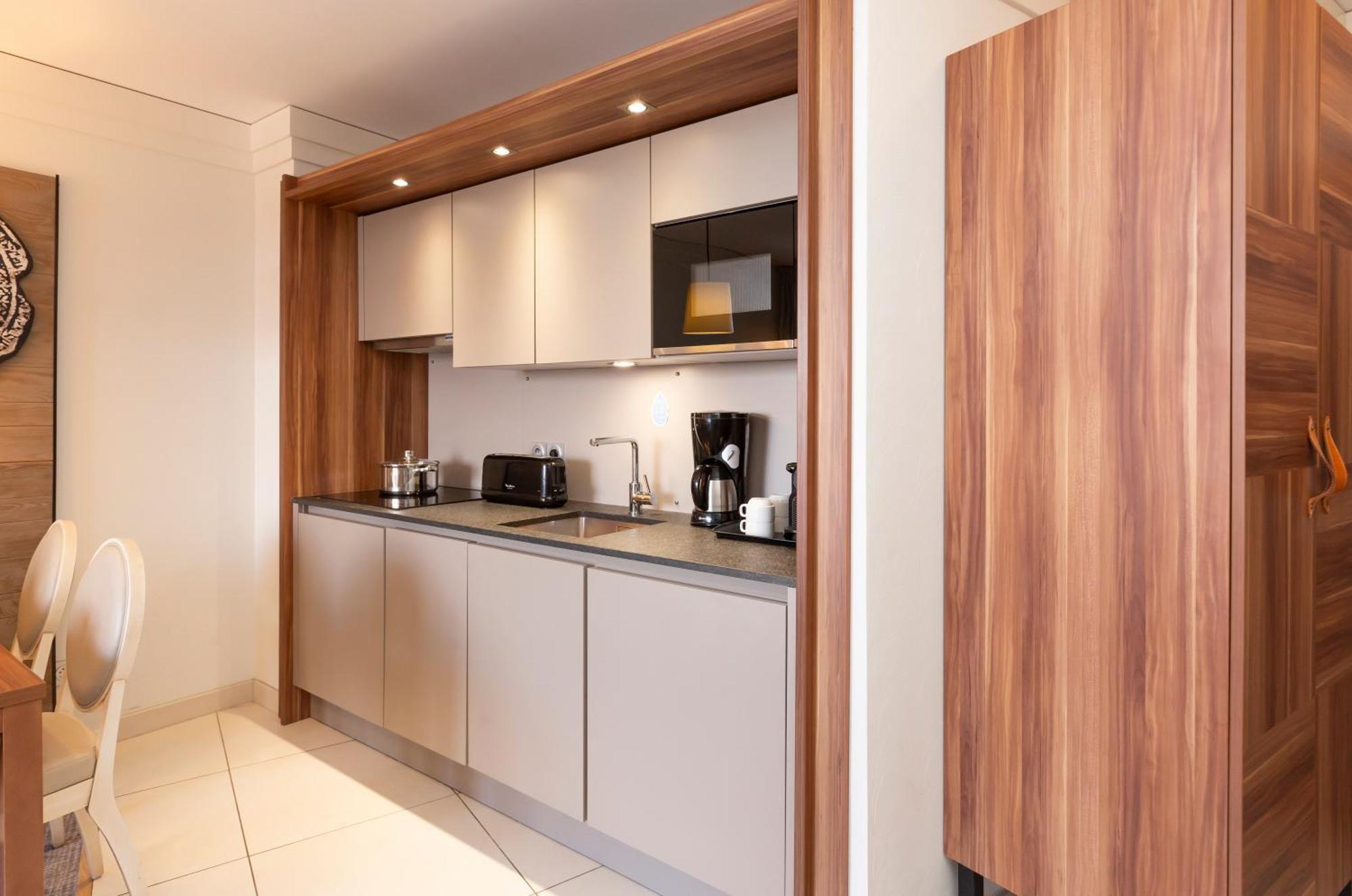 Two-Bedroom Suite,1771859000:JPEG